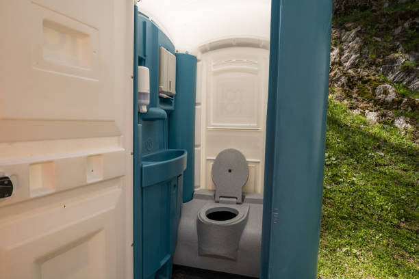 Portable Toilet Options We Offer in Shannondale, WV