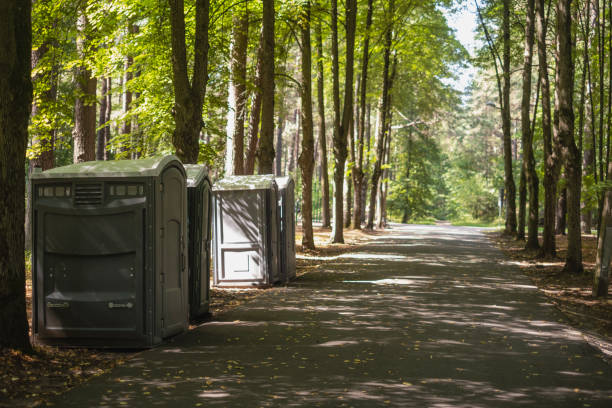 Porta potty delivery and setup in Shannondale, WV